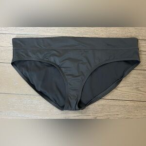 Nike Essential Bikini Bottoms, Black, Women's XXL New With Liner